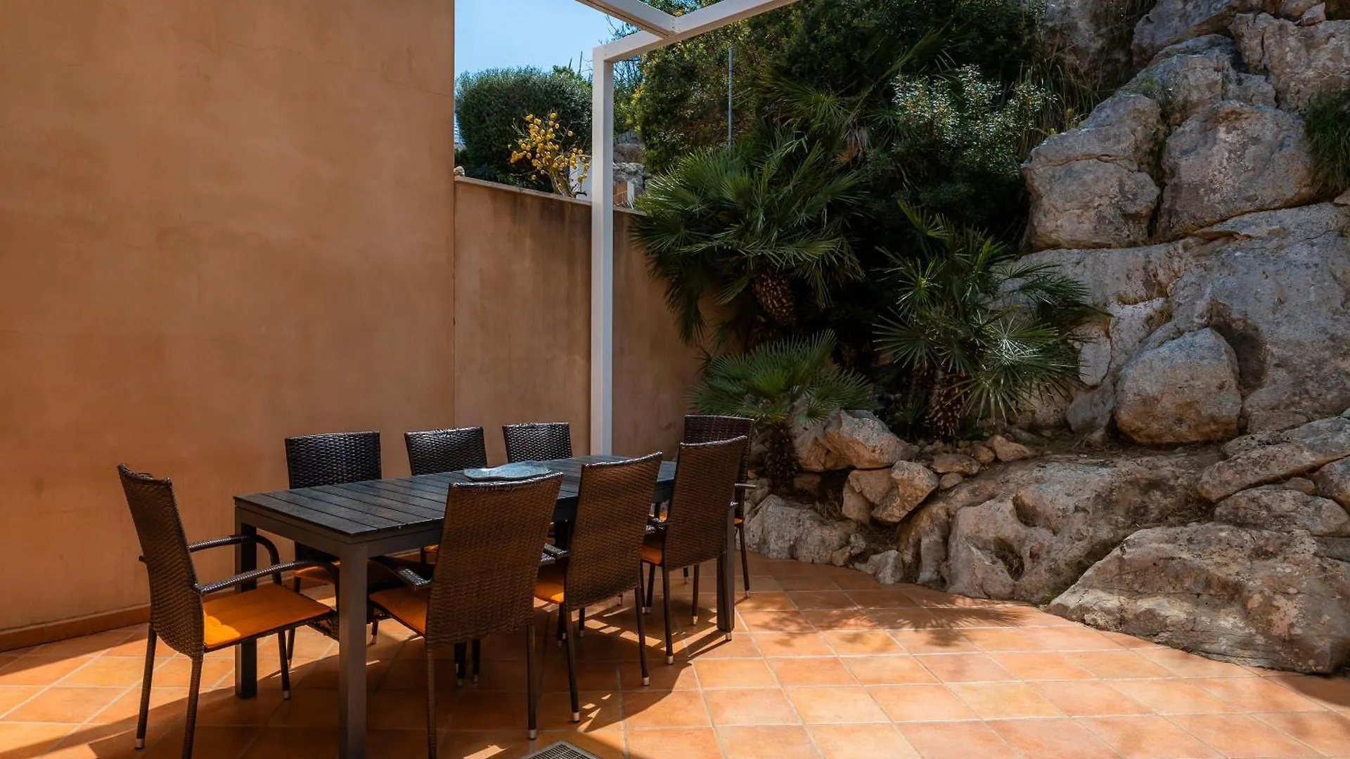 S Arbosera Font de sa Cala Holiday home